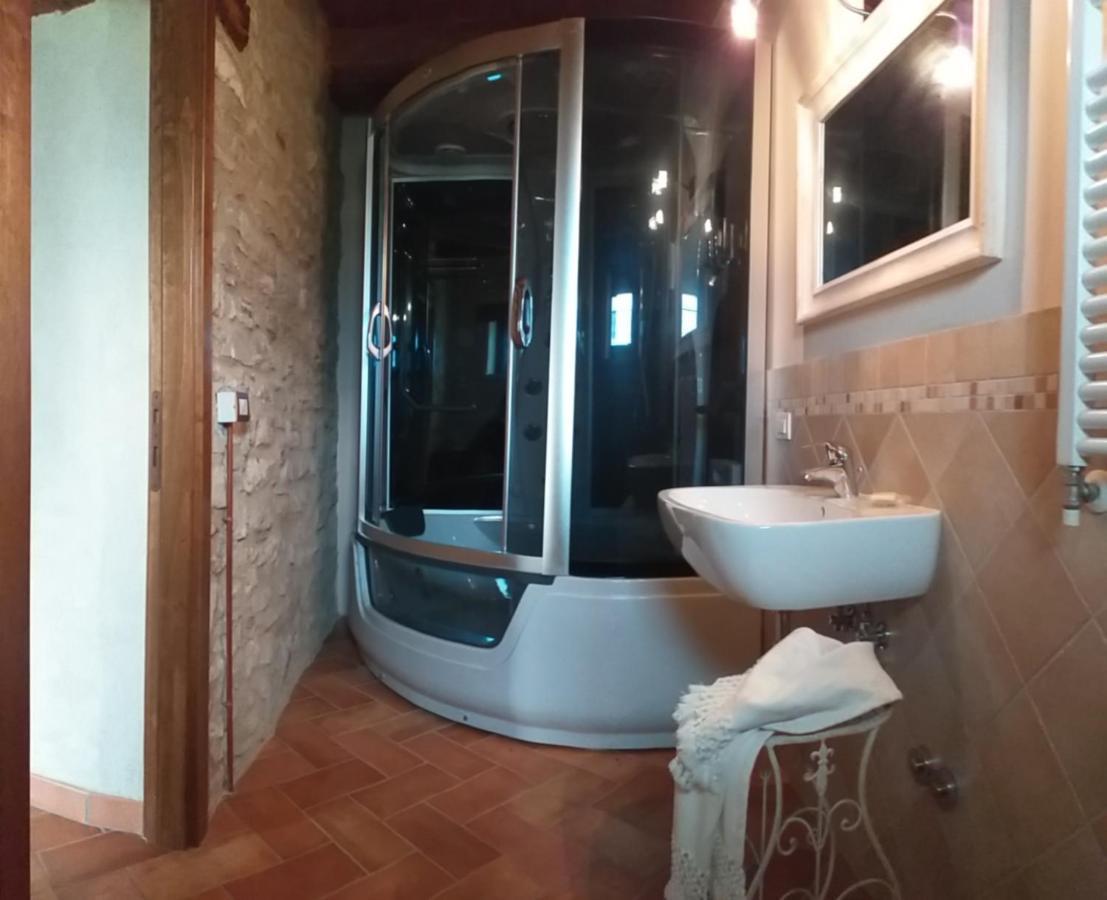 Casale Le Fontanelle Hotell Monte Grimano Terme Exteriör bild