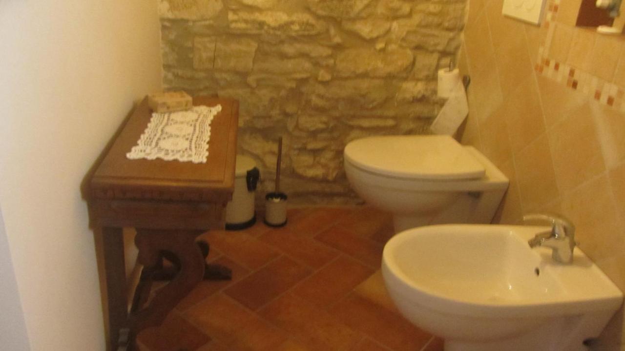 Casale Le Fontanelle Hotell Monte Grimano Terme Exteriör bild