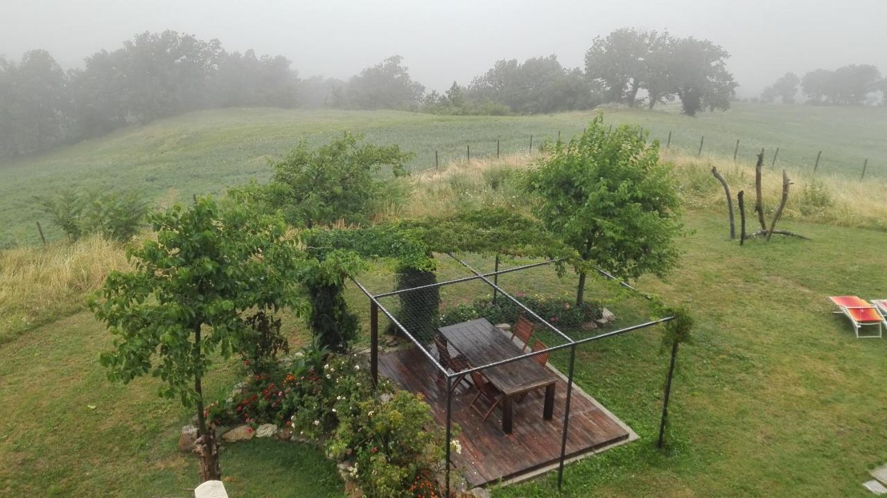 Casale Le Fontanelle Hotell Monte Grimano Terme Exteriör bild